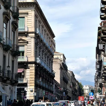 아파트 Wonderful Via Etnea *